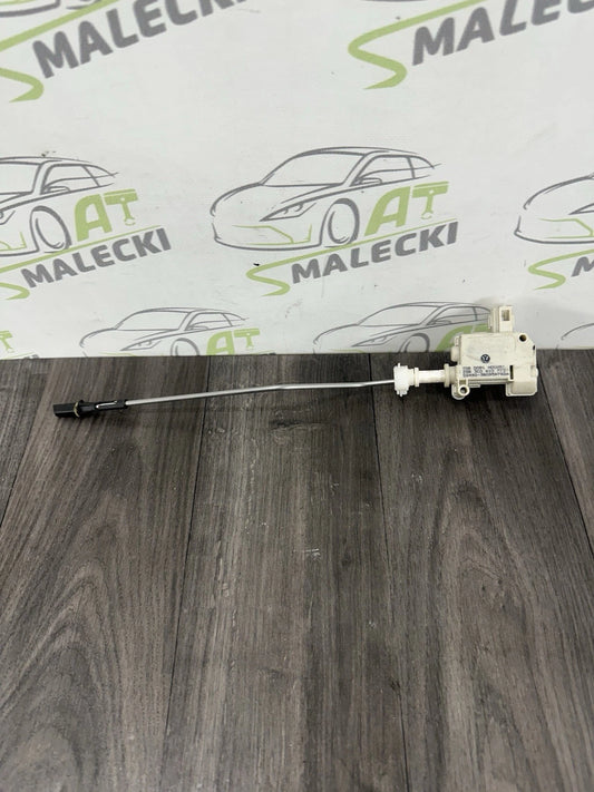 3C0810773 Stellelement Tank Original VW Passat 3C