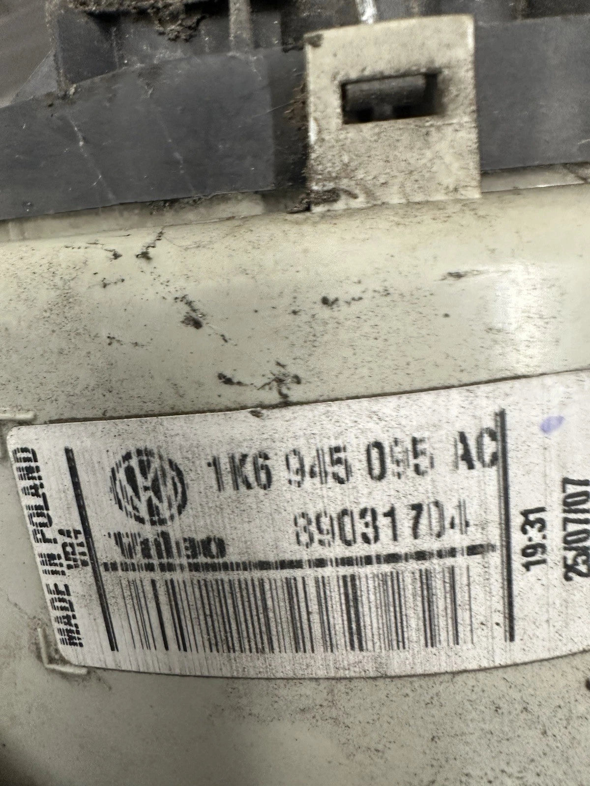 1K6945095AC Heckleuchte Rücklicht Hinten Links VW Golf V 1K6 945 095 AC