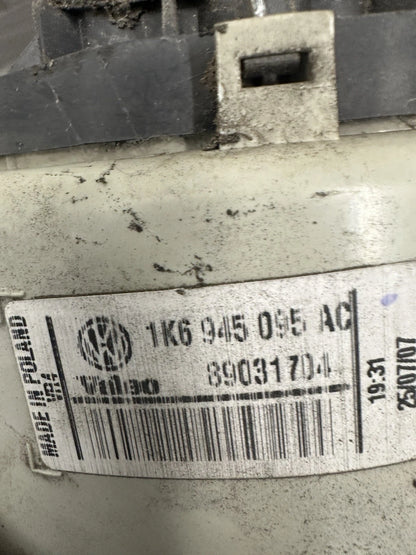 1K6945095AC Heckleuchte Rücklicht Hinten Links VW Golf V 1K6 945 095 AC