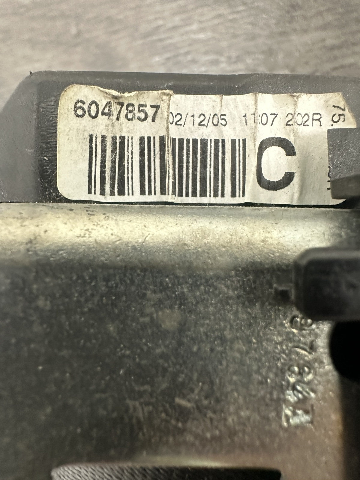 6305762