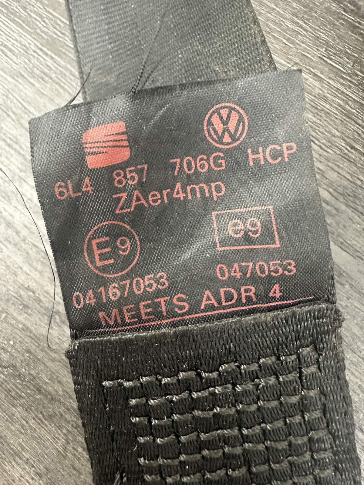 6305661