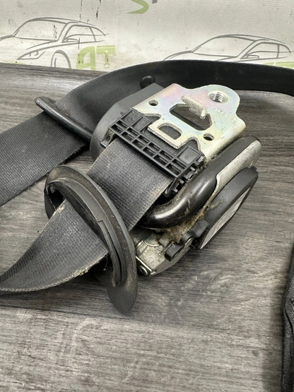 1K3857705J Sicherheitsgurt Gurt Vorne Links VW Golf V 3-Türer Modell