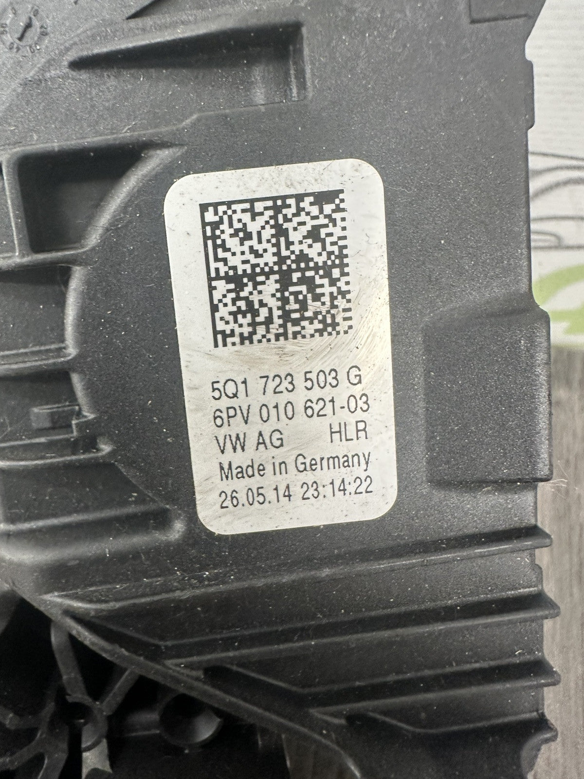 6308702