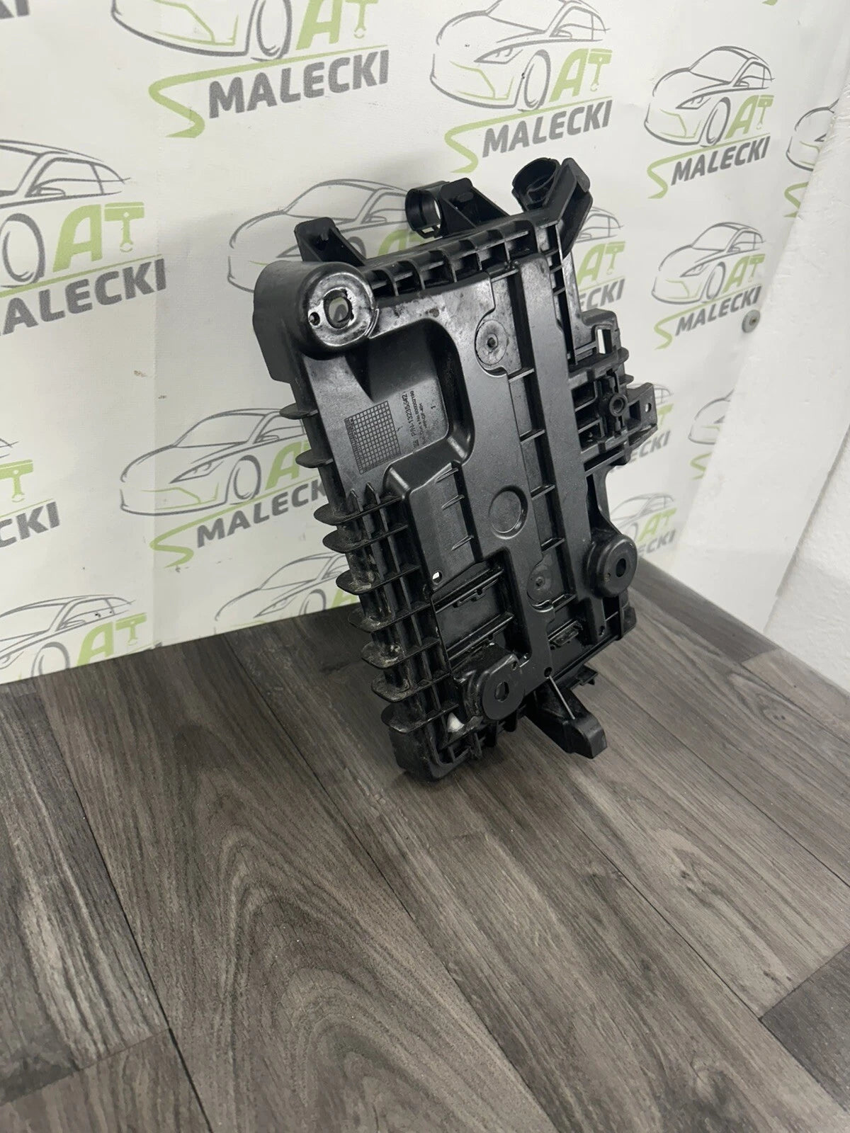 13235642 Batteriehalter Batterie Aufnahme Opel Corsa D 09115187