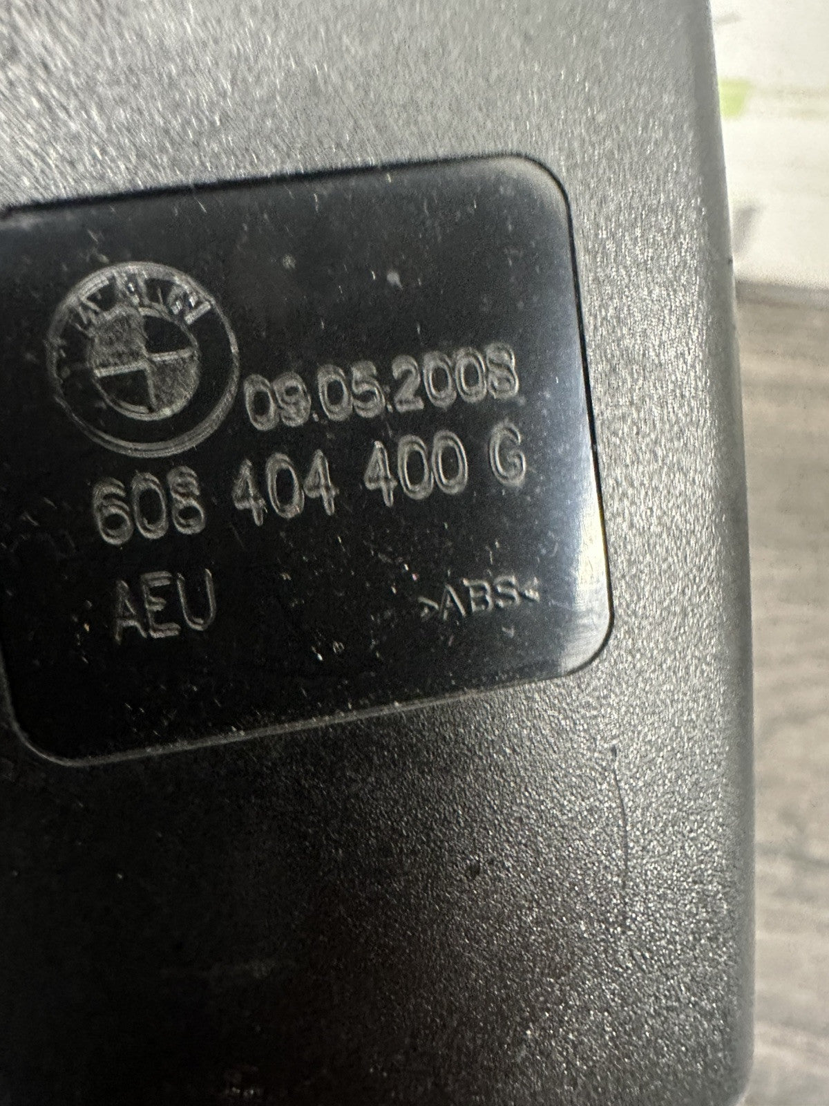 6305816