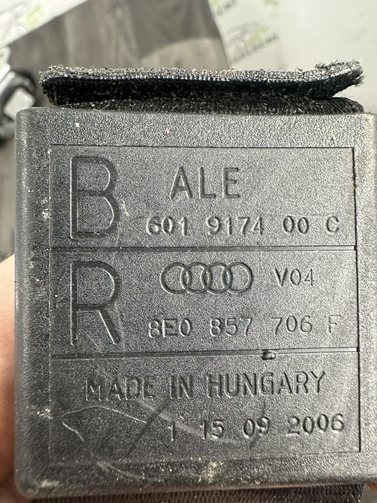 6305595