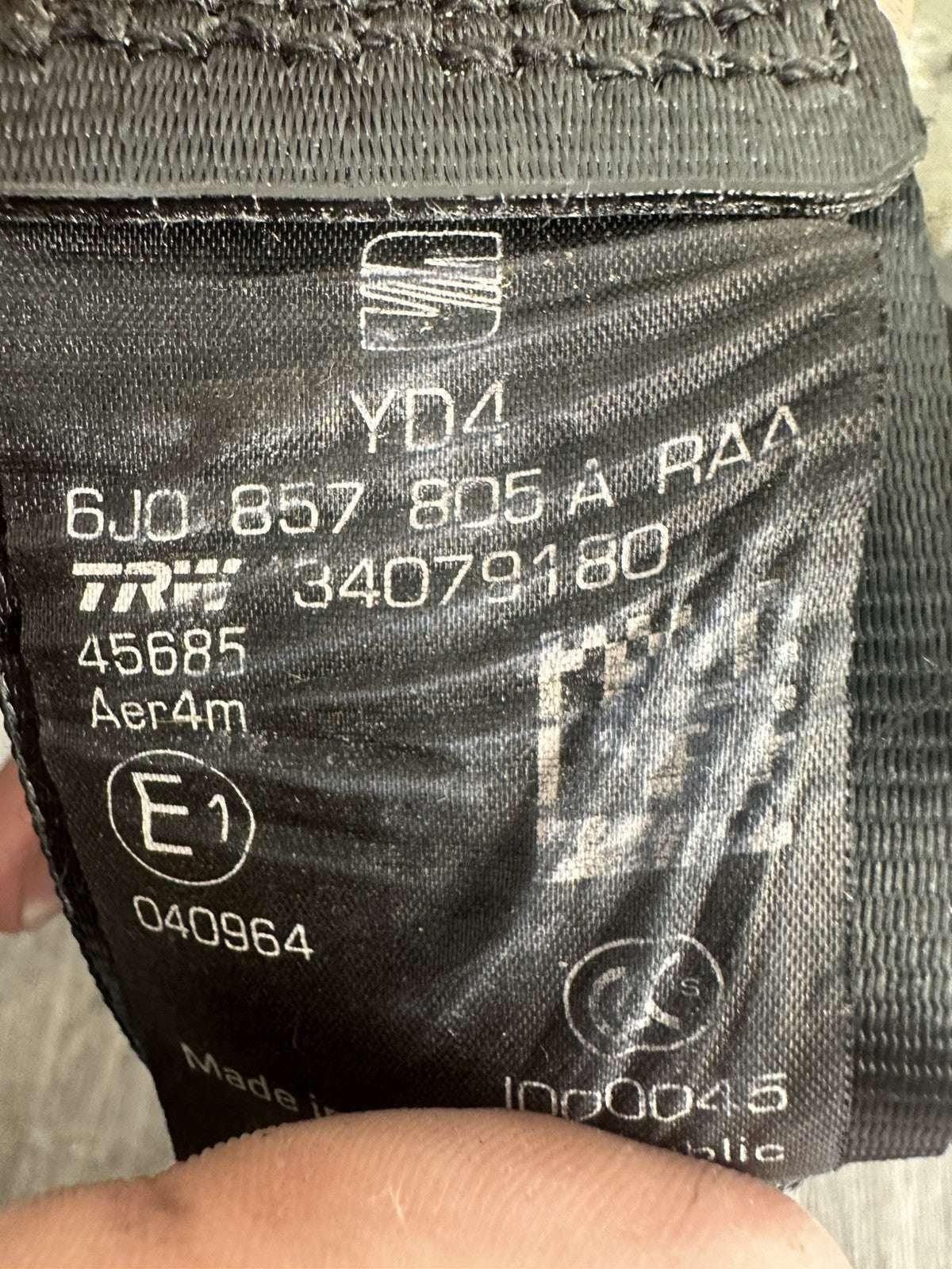 6304547