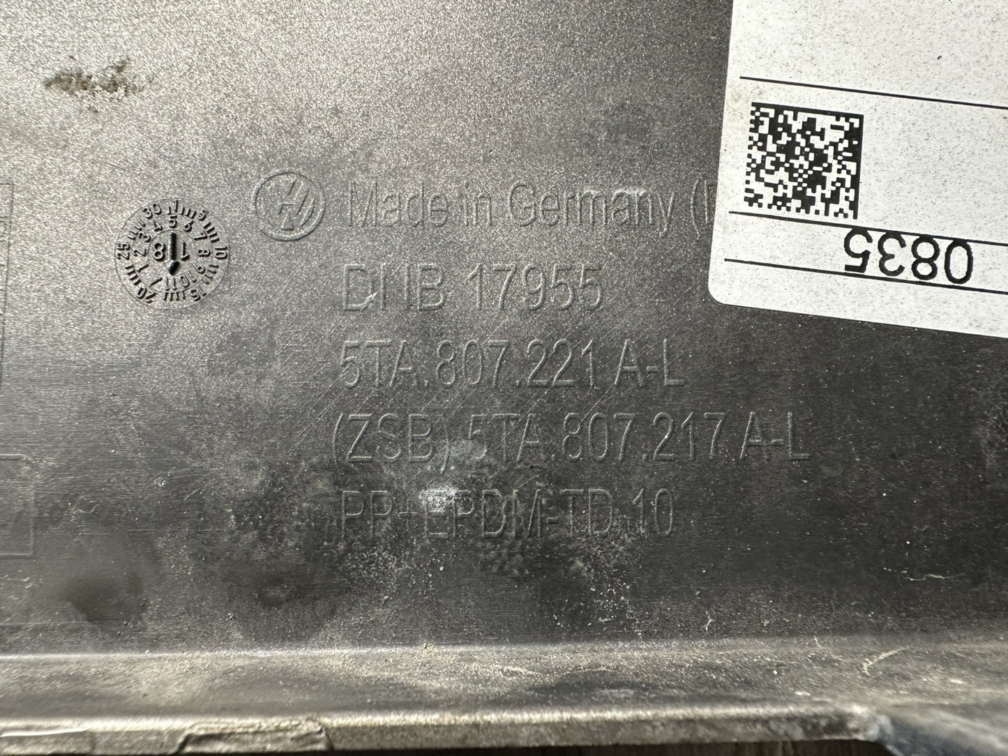 6305471
