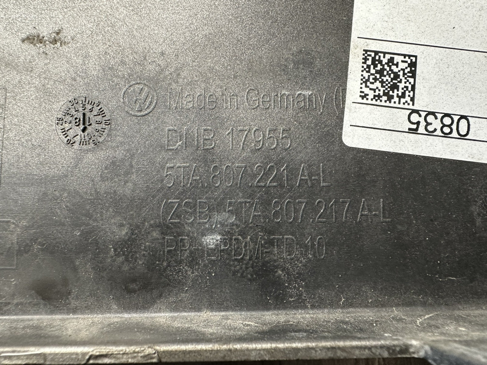 6305471