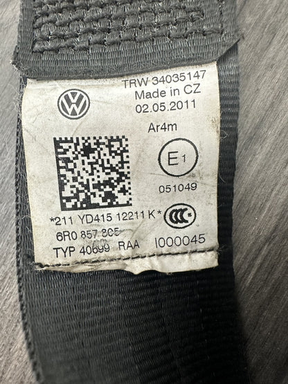 6304439