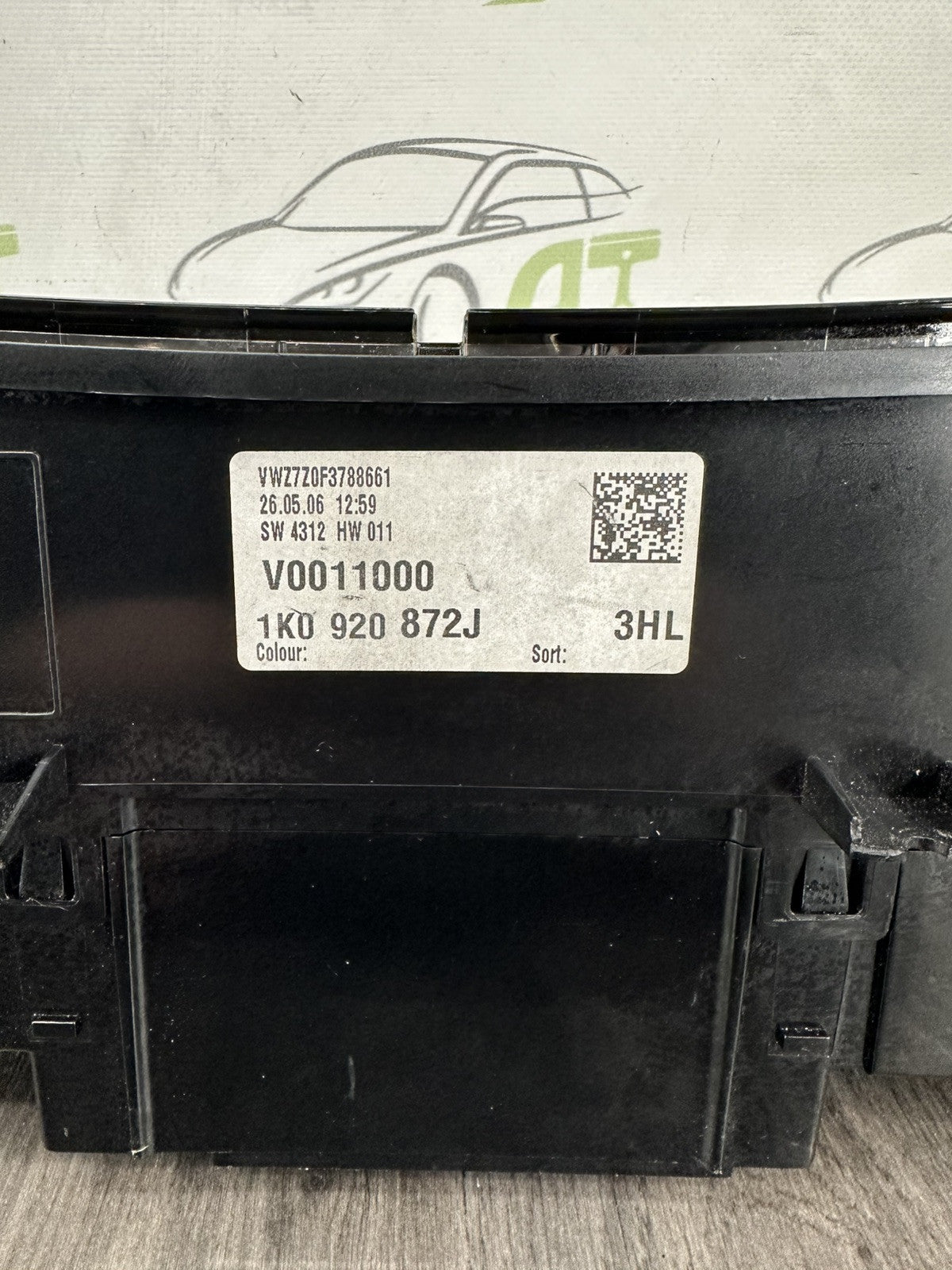 6304807