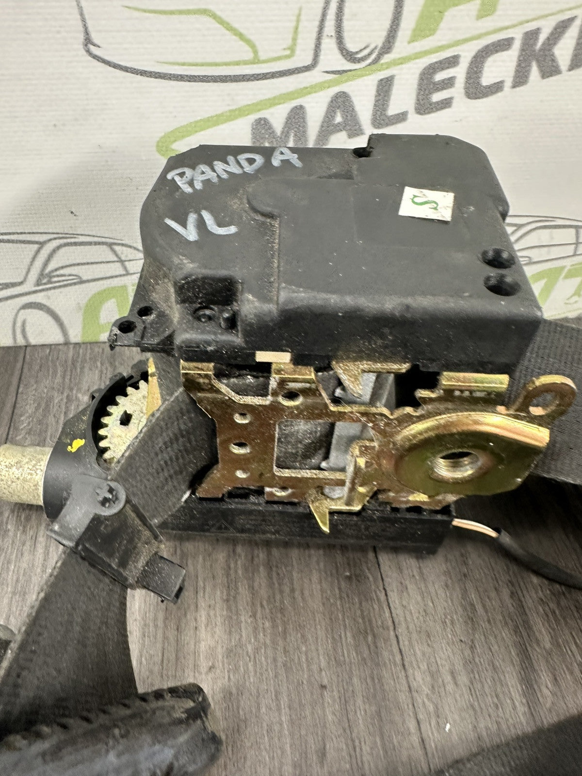 6304682