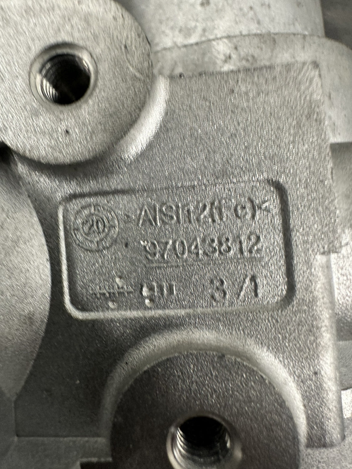 6305492