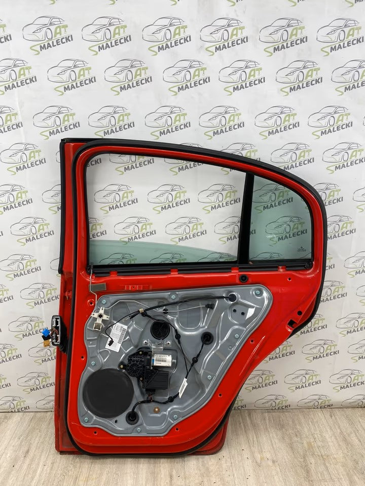 Door Rear Right Vw Polo 9N Notchback Sedan Color LP3G Red